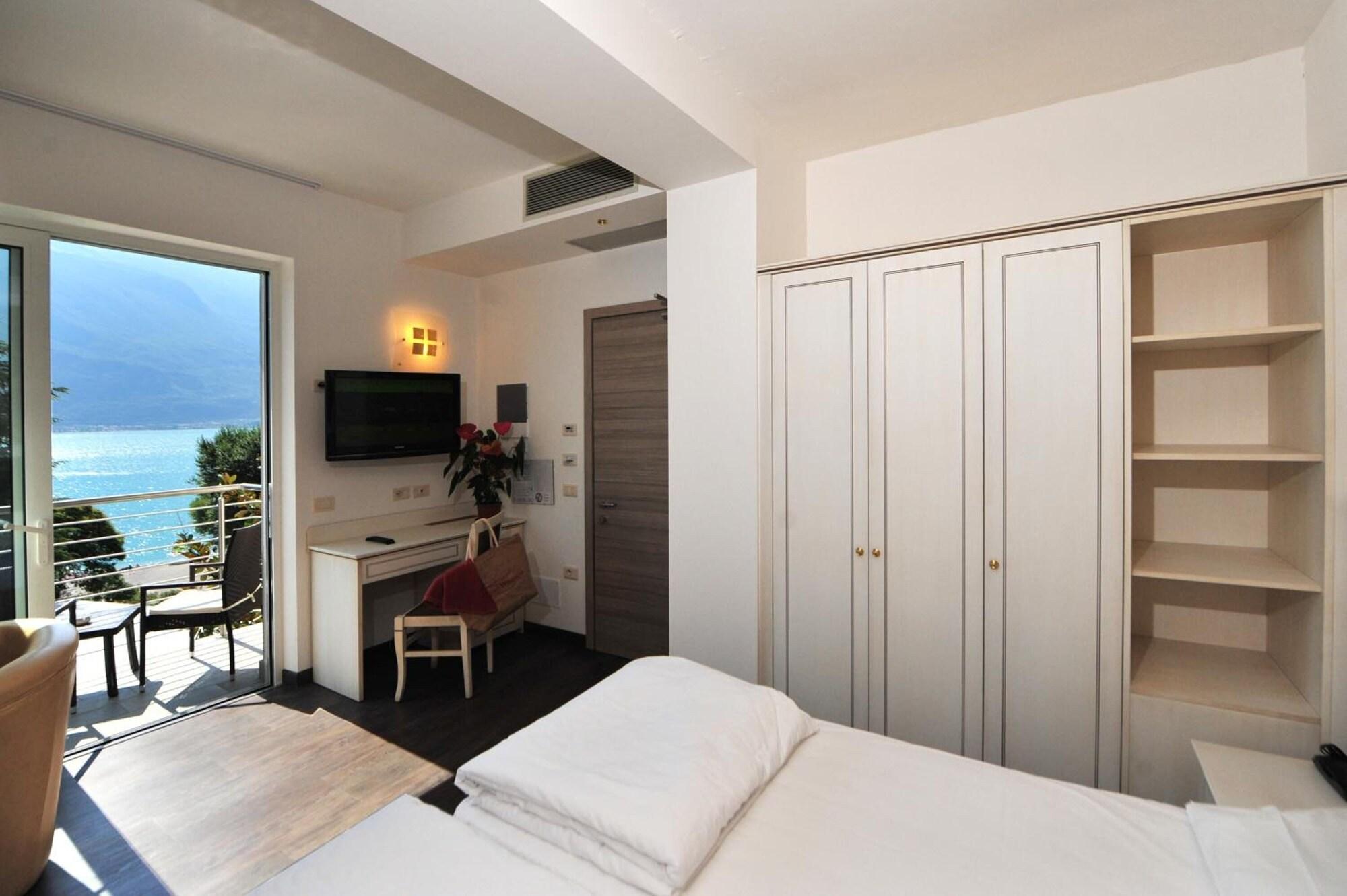 Hotel Sogno Del Benaco Limone sul Garda Exteriör bild