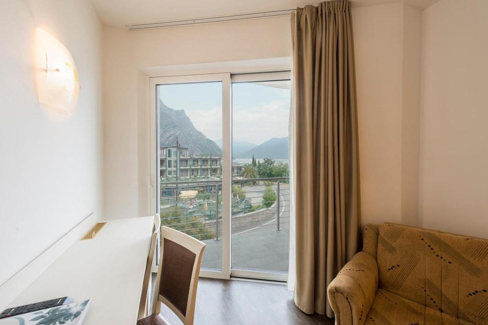 Hotel Sogno Del Benaco Limone sul Garda Exteriör bild