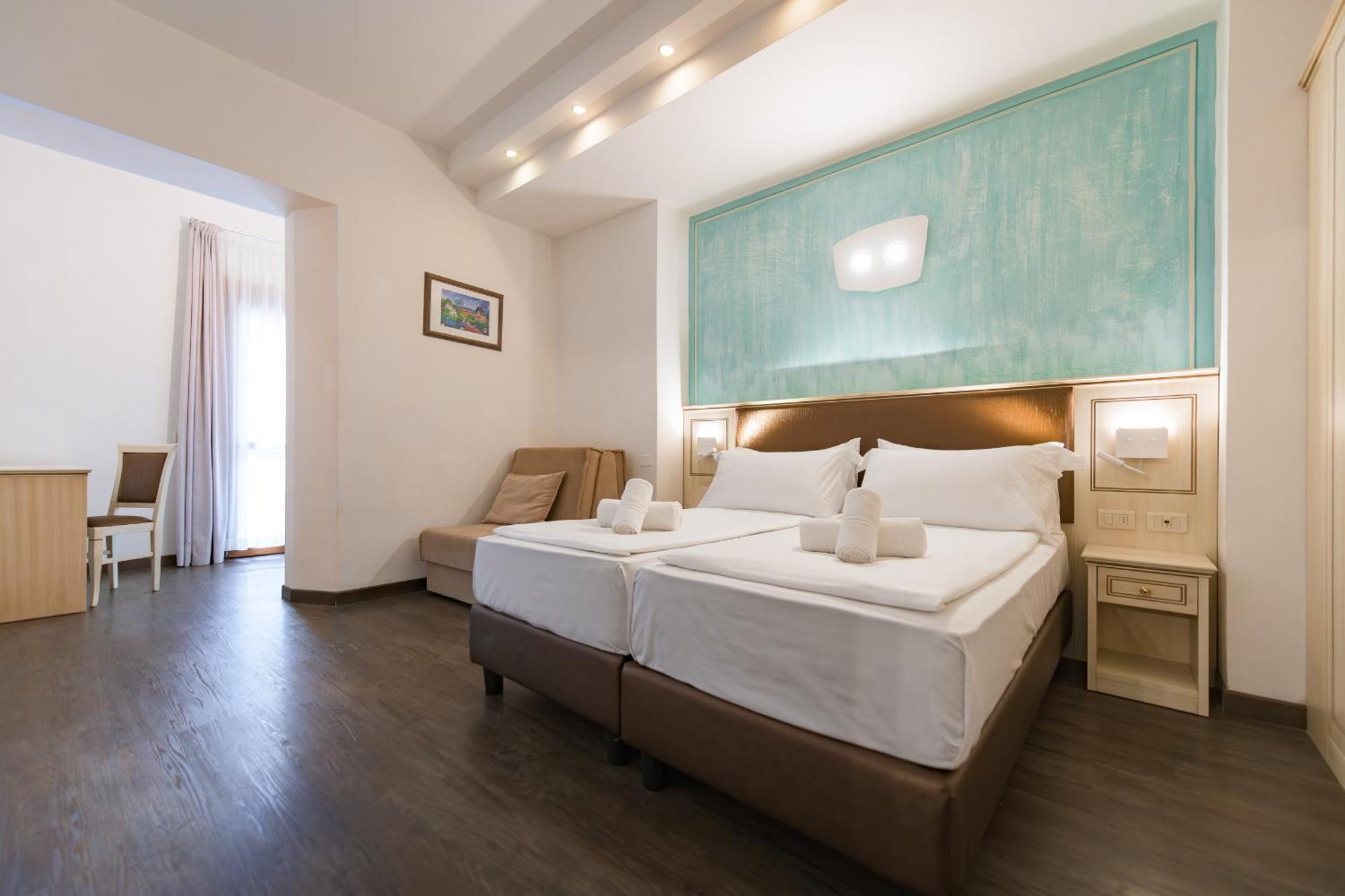 Hotel Sogno Del Benaco Limone sul Garda Rum bild