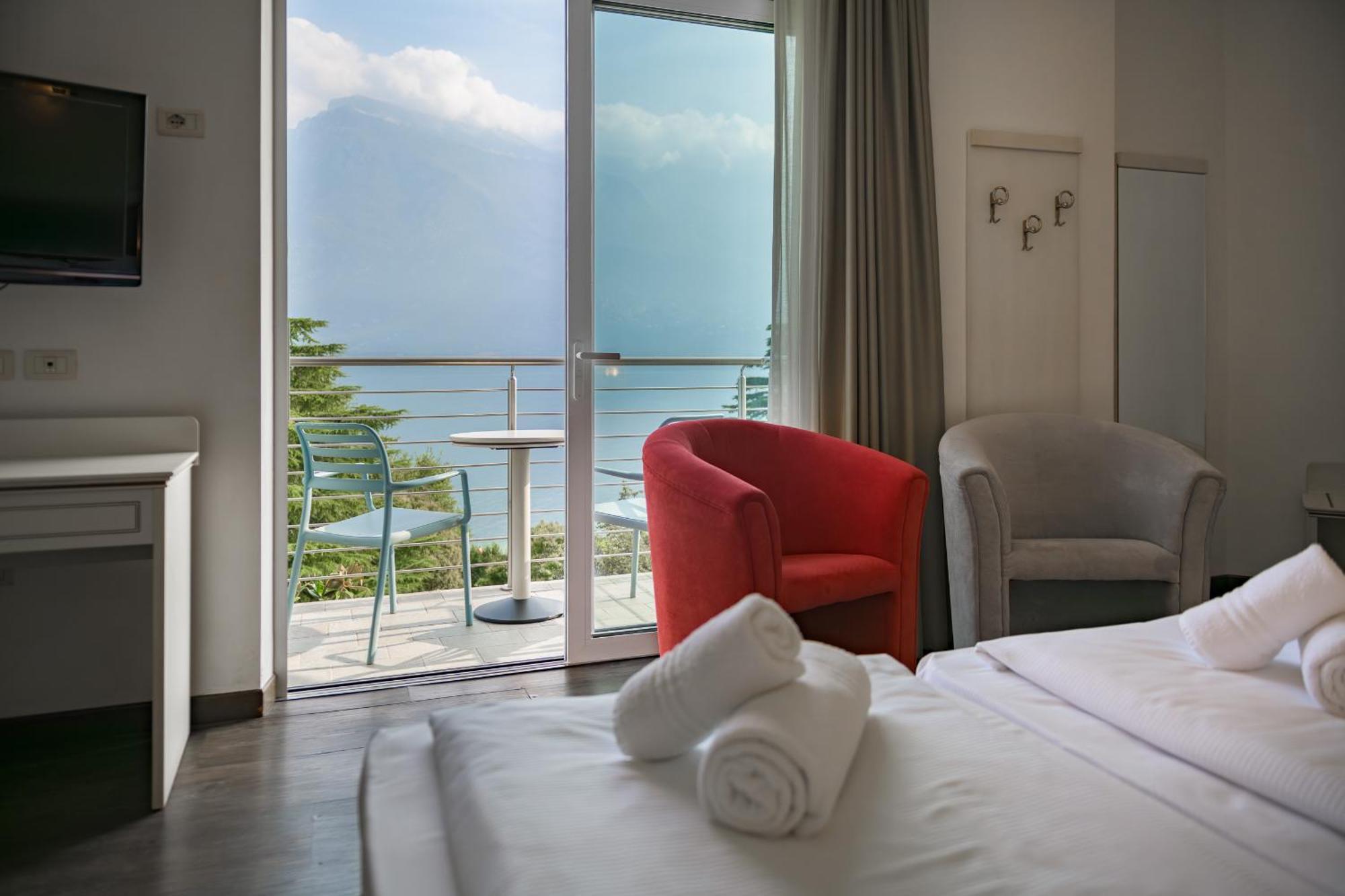 Hotel Sogno Del Benaco Limone sul Garda Exteriör bild