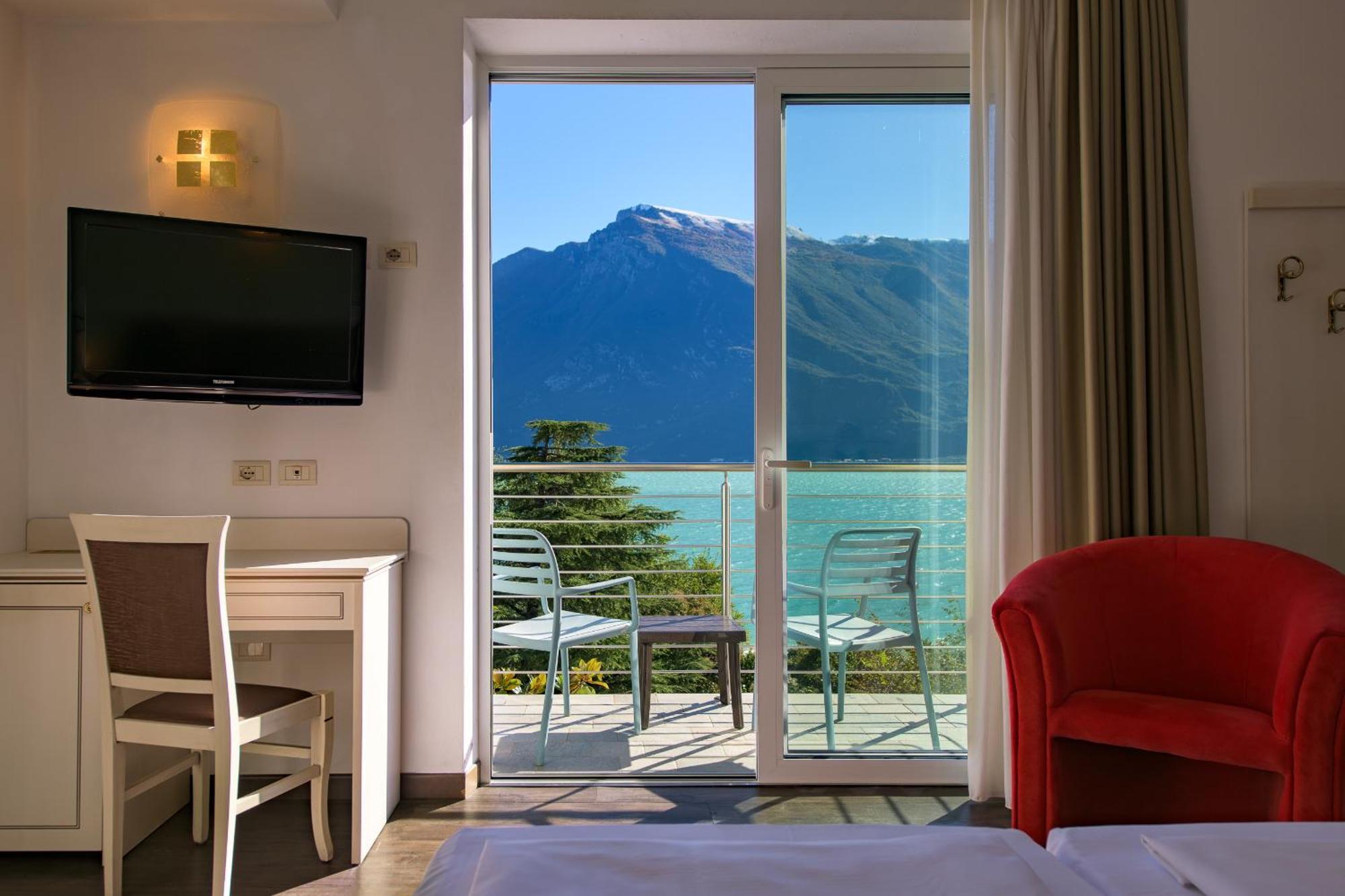 Hotel Sogno Del Benaco Limone sul Garda Exteriör bild