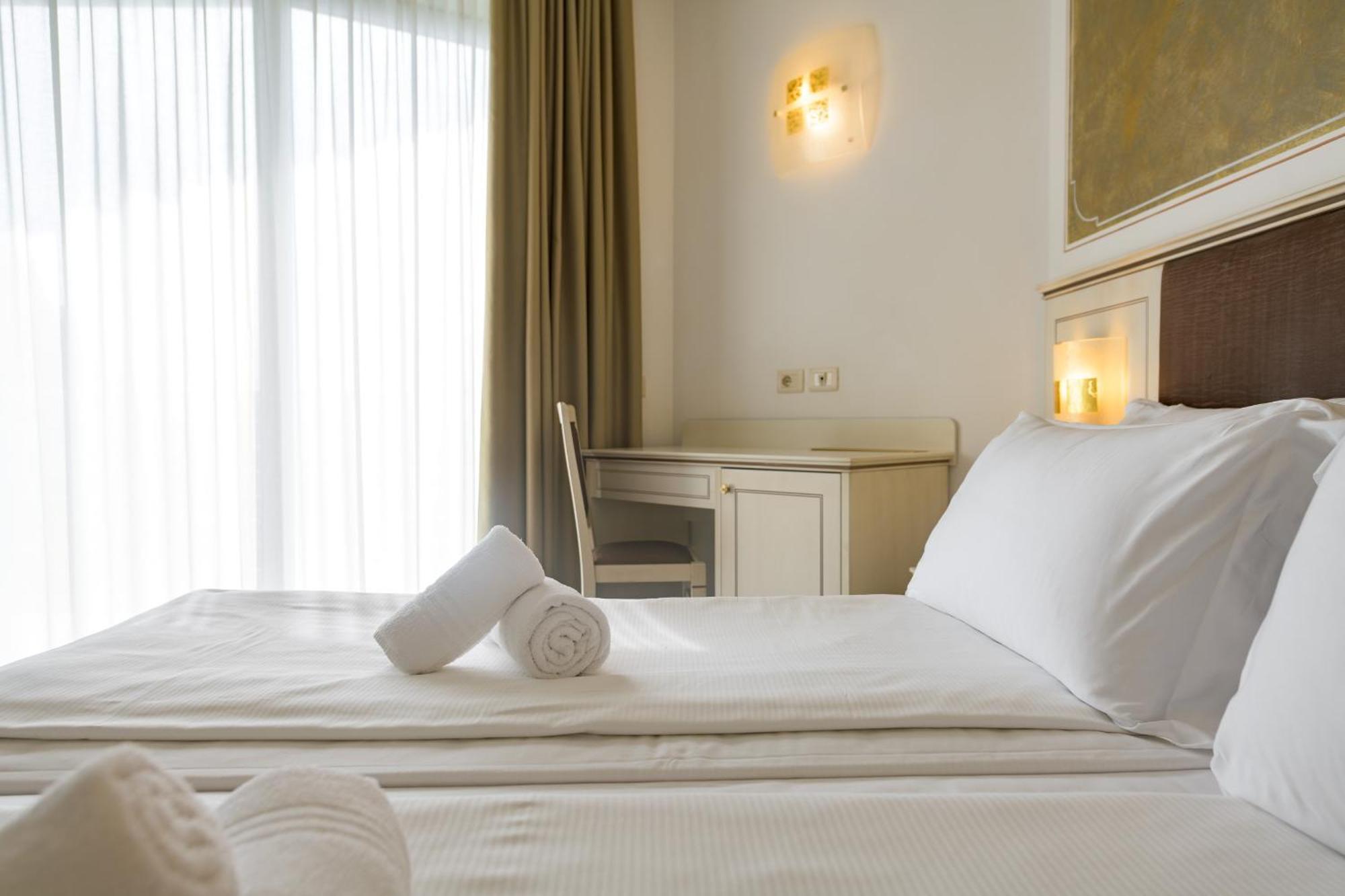 Hotel Sogno Del Benaco Limone sul Garda Exteriör bild