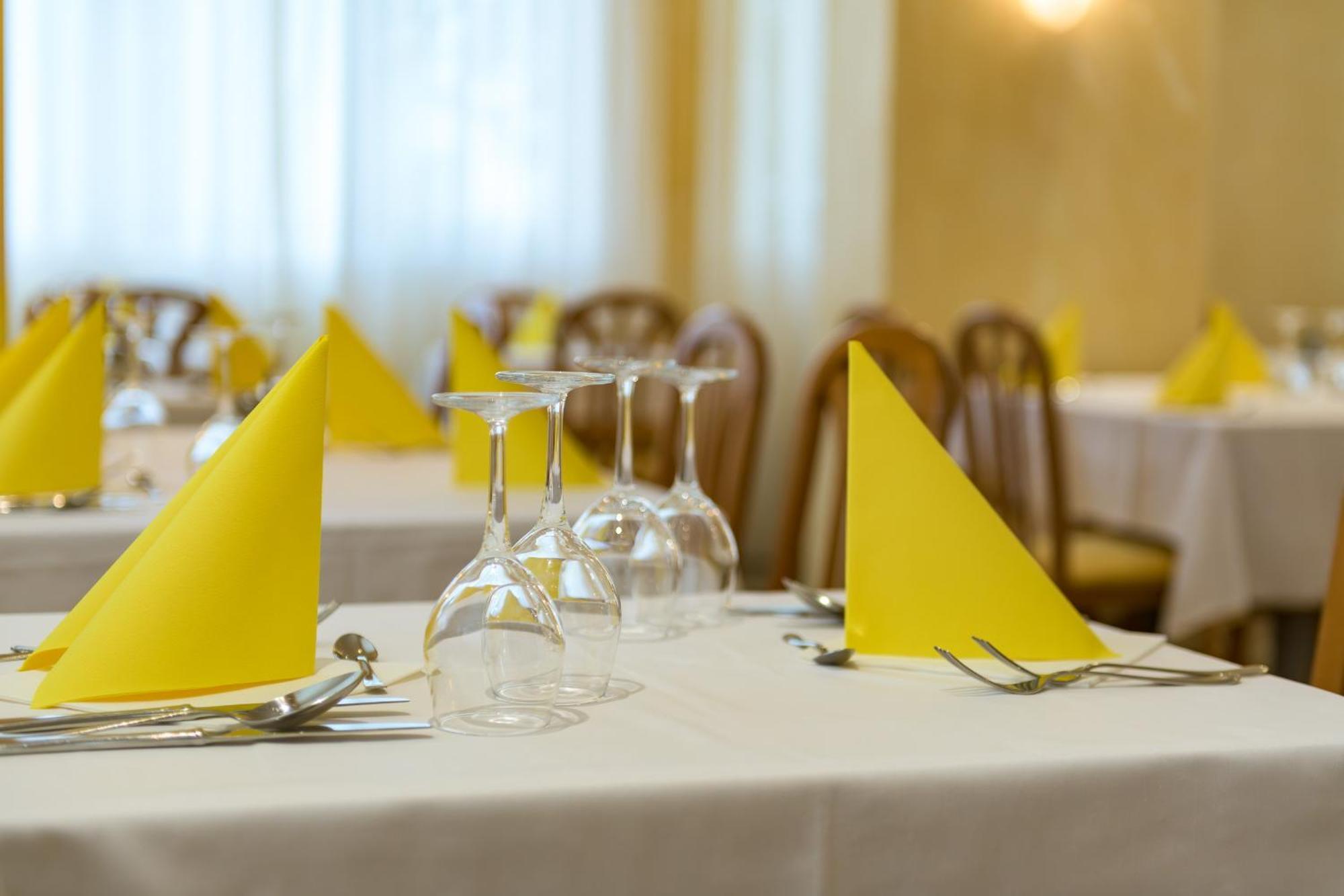 Hotel Sogno Del Benaco Limone sul Garda Exteriör bild
