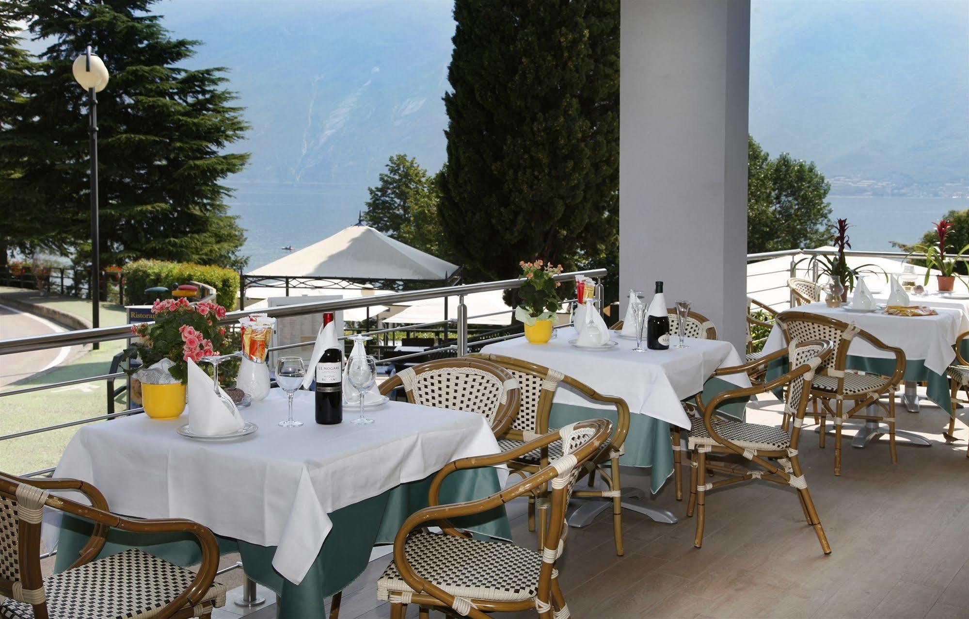Hotel Sogno Del Benaco Limone sul Garda Exteriör bild